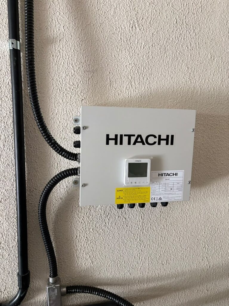 Controle Hitachi instalado